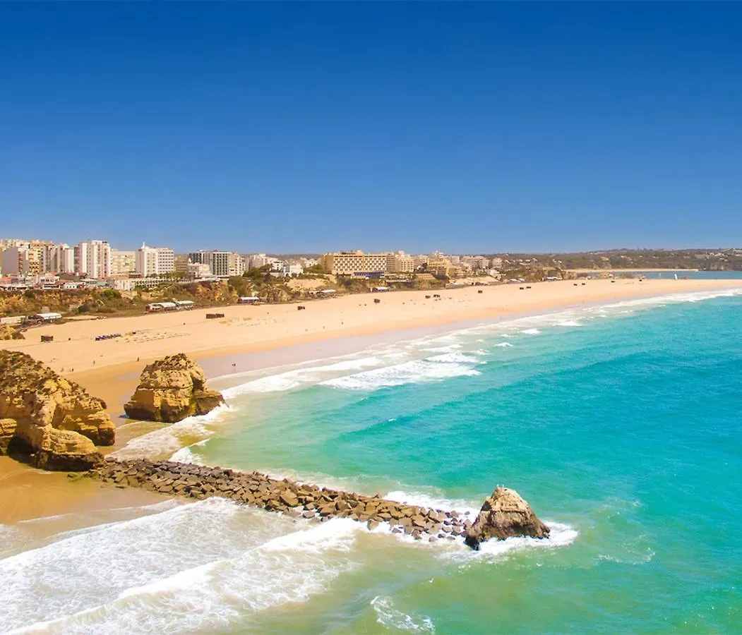 Modern Apartment In Portimao - 60 M² With Balcony