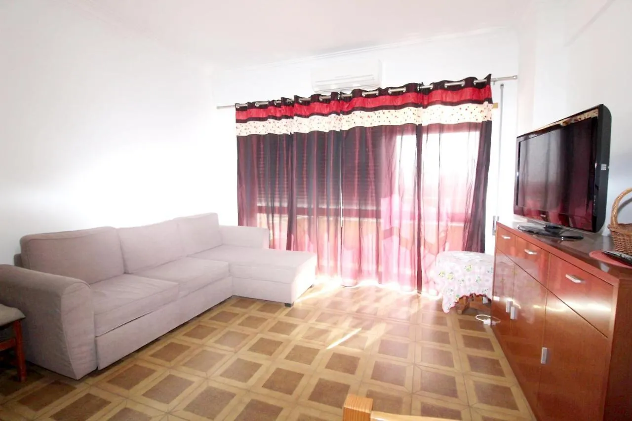 Modern Apartment In Portimao - 60 M² With Balcony
